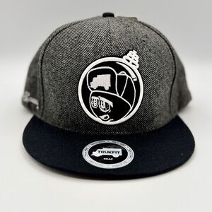 Trukfit Feelin Spacey Snapback Hat – Gray/Black – NWT Streetwear